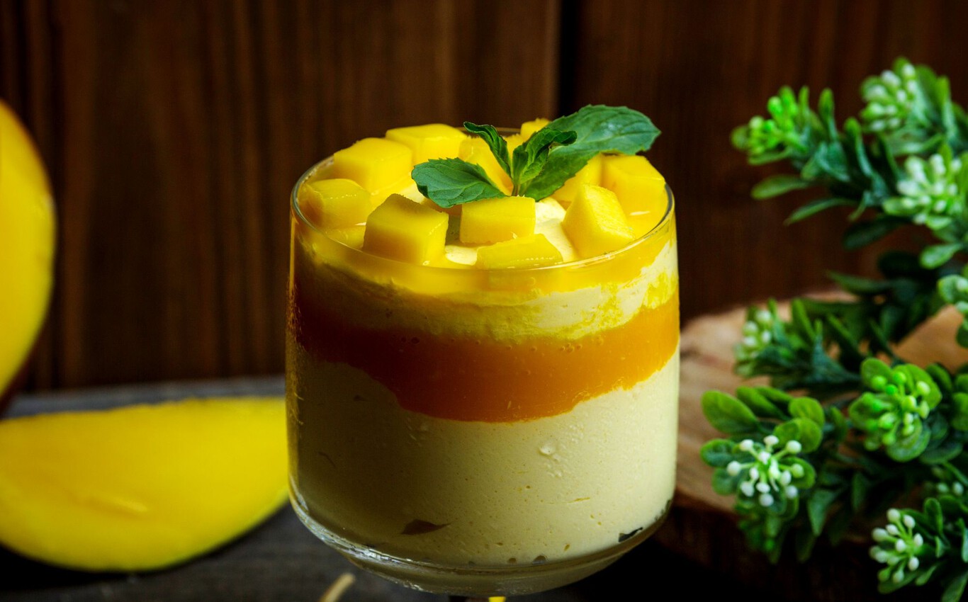 Postre frío de mango